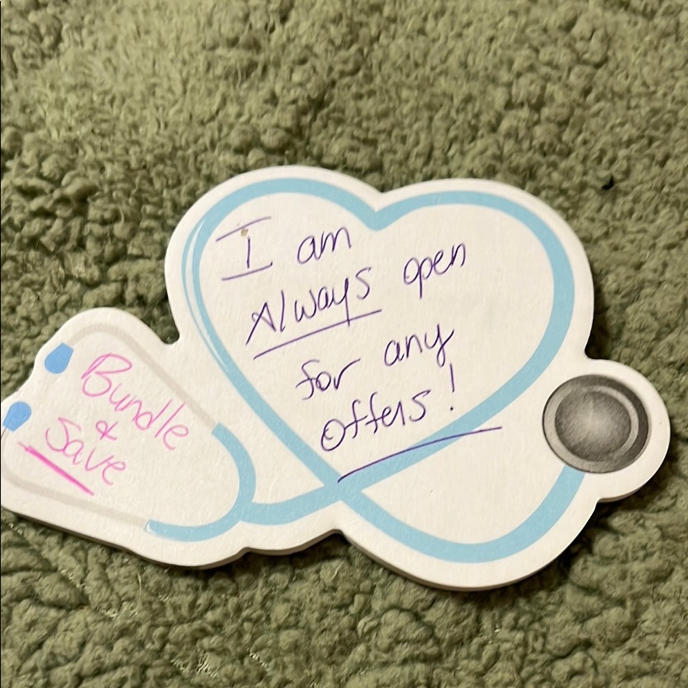Heart-Shaped Stethoscope Note